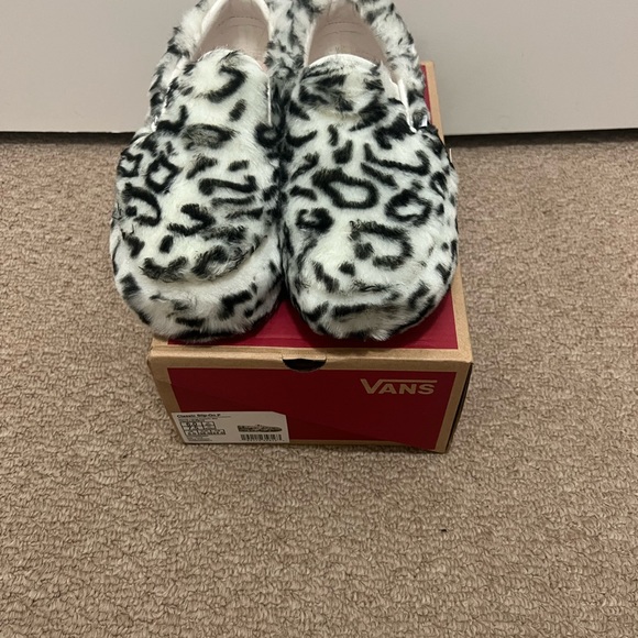 VANS-SANDY LIANG FUR PLATFORM SLIP ONS *NWT* - Picture 4 of 11